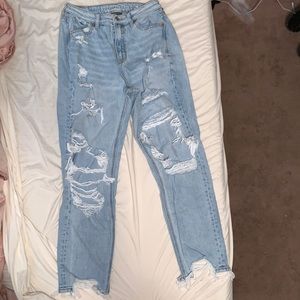 Distressed American Eagle Mom Jeans